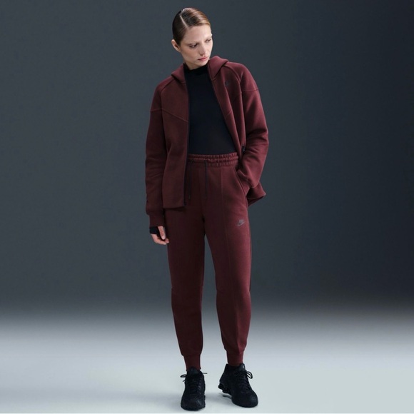 Nike Women’s Tech Burgundy Pants and Jacket